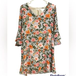 Ruffle sleeve women’s floral shift dress
